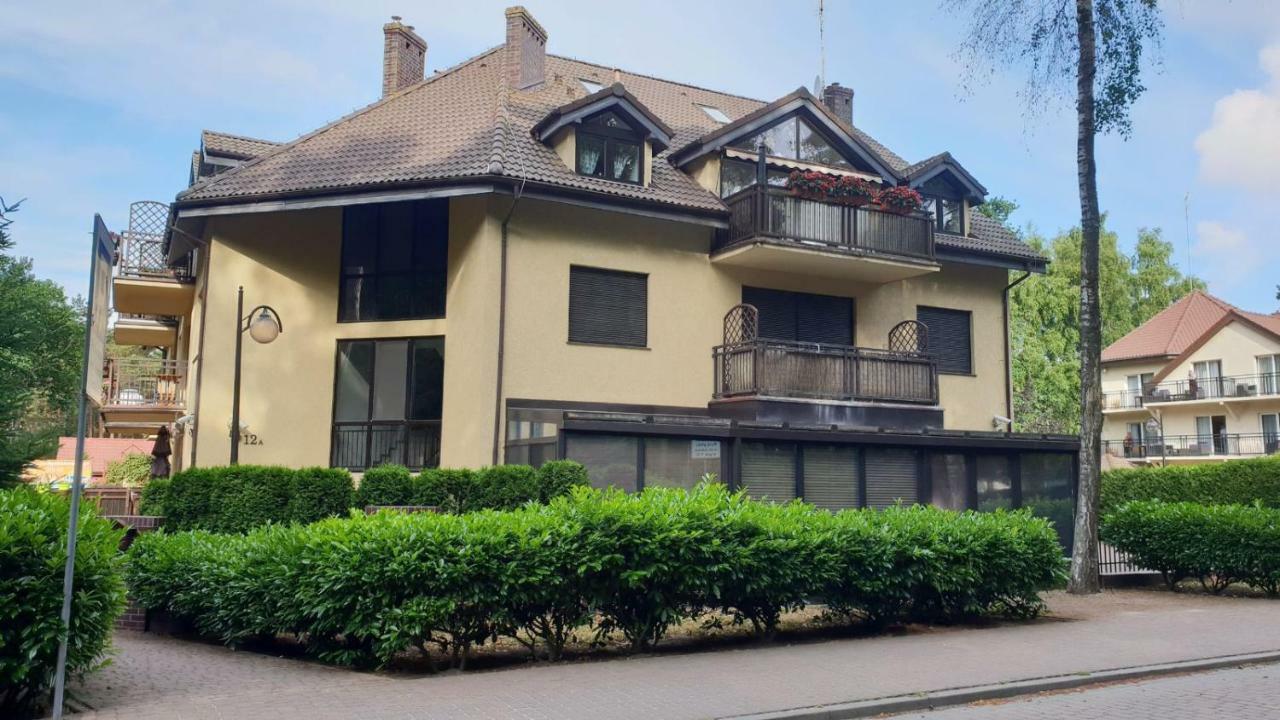 Apartament Bursztynek Pobierowo Exterior photo